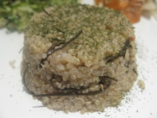 Quinoa com alga Aramê